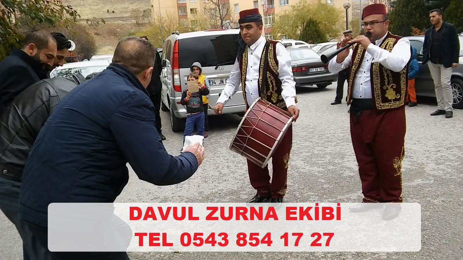 İzmir davulcuları ve İzmir davulcu hizmeti